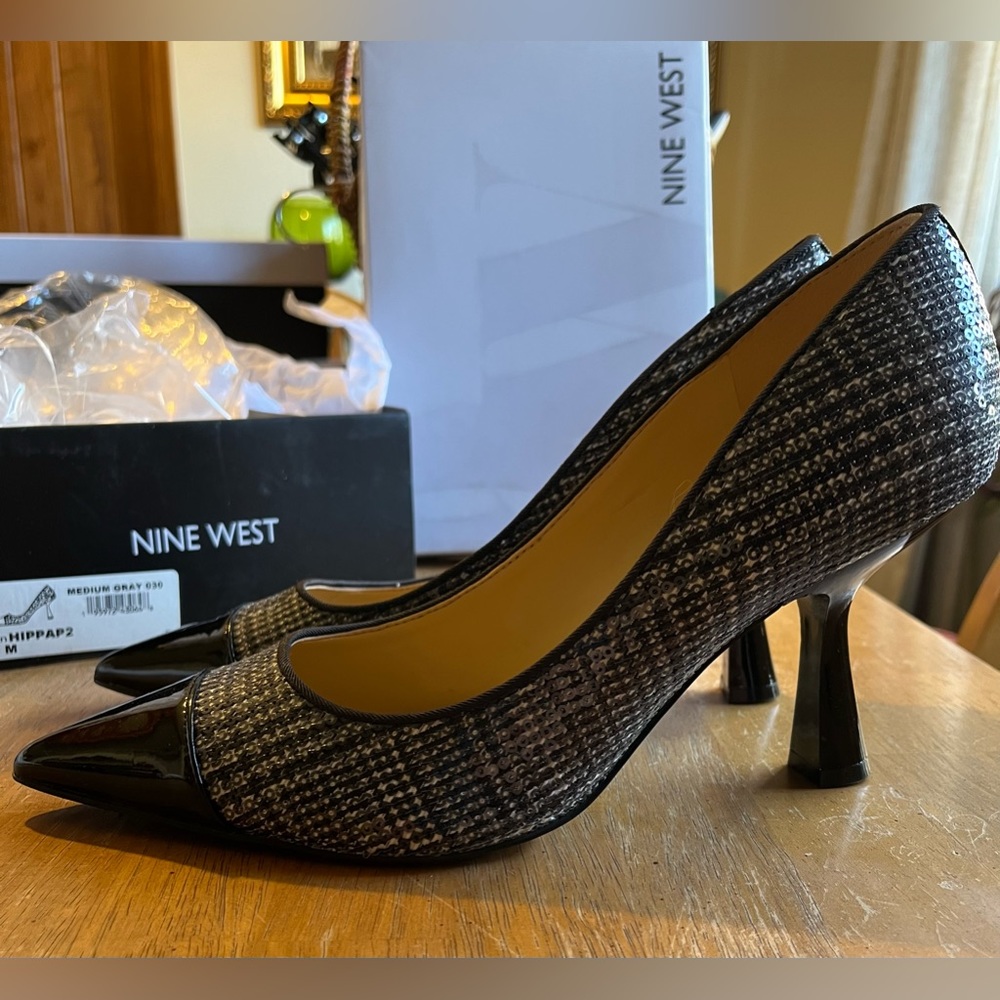 Nine West size 9M 2 1/2 inch heel. Clear sequins. Medium Grey - Picture 3 of 6